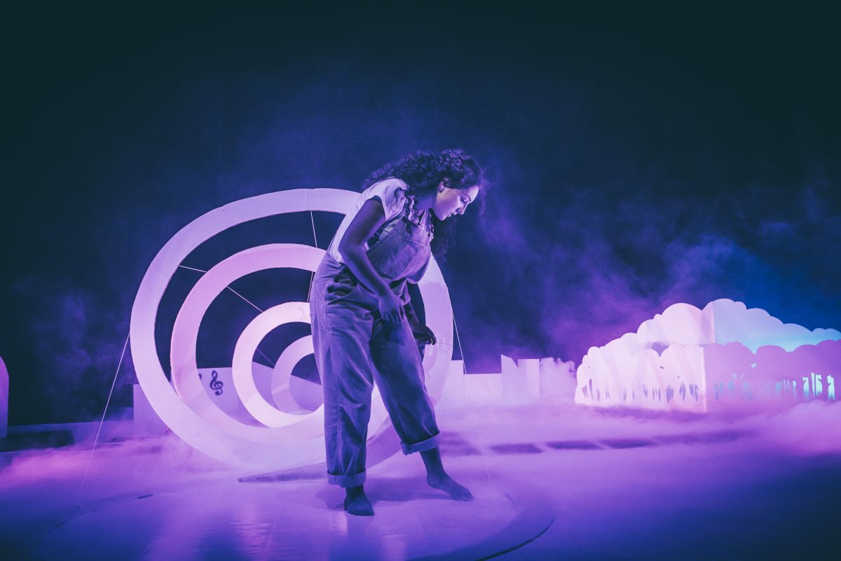 Imagem principal do artigo A MAIOR FLOR DO MUNDO e AS PEQUENAS MEMÓRIAS